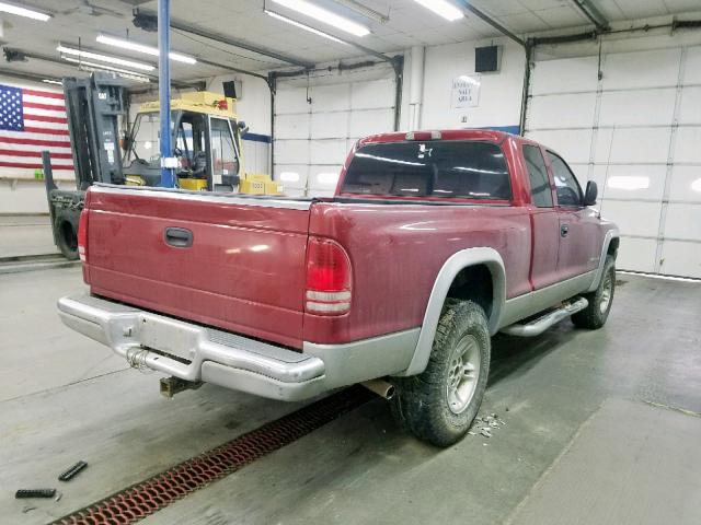 1B7GG22X0XS197606 - 1999 DODGE DAKOTA RED photo 4