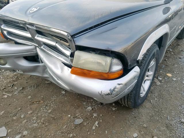 1B7HL48XX2S521561 - 2002 DODGE DAKOTA QUA GRAY photo 10