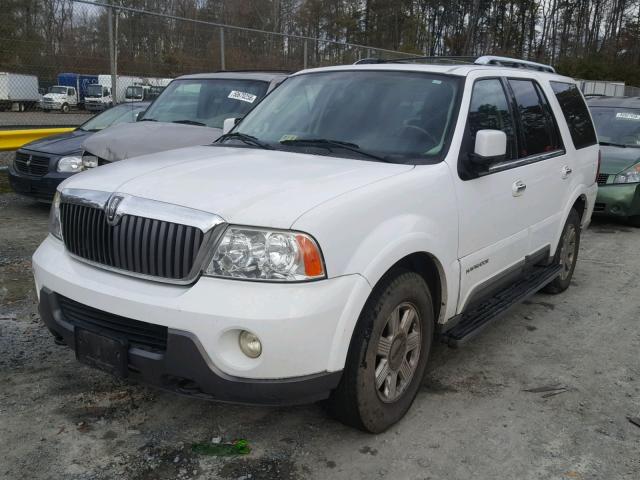 5LMFU28R03LJ43183 - 2003 LINCOLN NAVIGATOR 白色 照片 2
