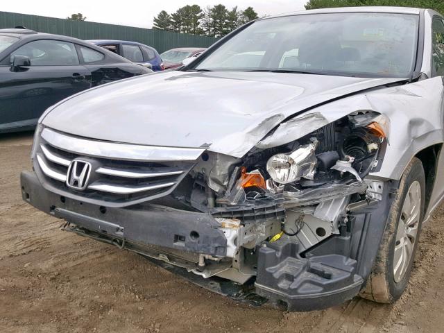 1HGCP2F3XCA102427 - 2012 HONDA ACCORD LX SILVER photo 9