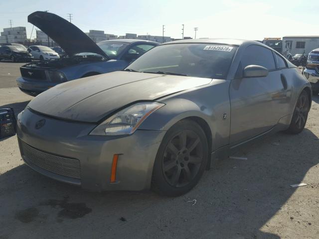 JN1AZ34E73T016705 - 2003 NISSAN 350Z COUPE GRAY photo 2