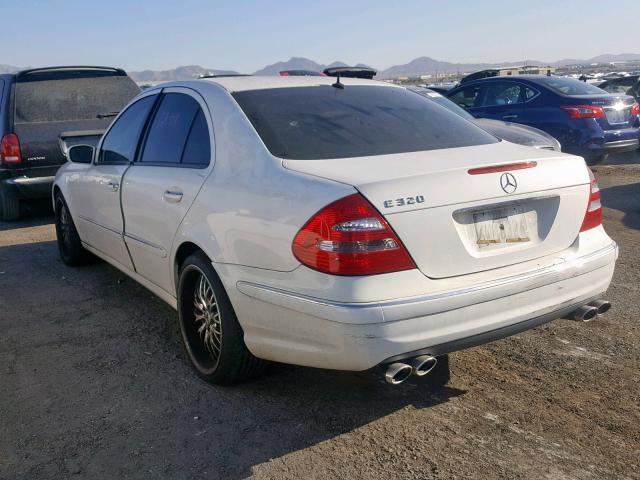 WDBUF65J73X110283 - 2003 MERCEDES-BENZ E 320 WHITE photo 3