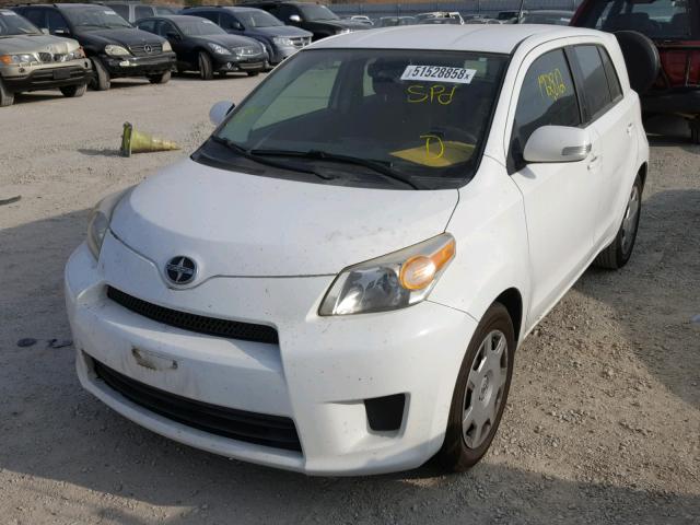 JTKKU10418J012873 - 2008 SCION XD WHITE photo 2