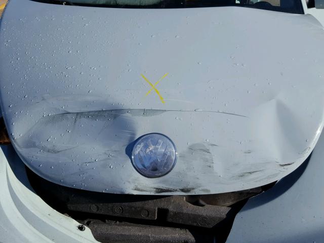 3VWCD31Y84M332727 - 2004 VOLKSWAGEN NEW BEETLE Blau Foto 7