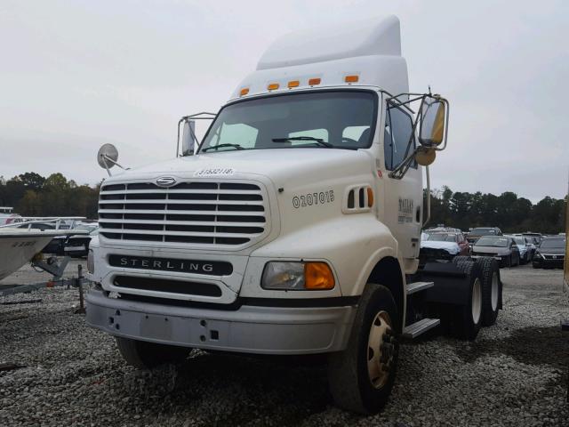 2FWJA3CV57AY15996 - 2007 STERLING TRUCK AT 9500 WHITE photo 2