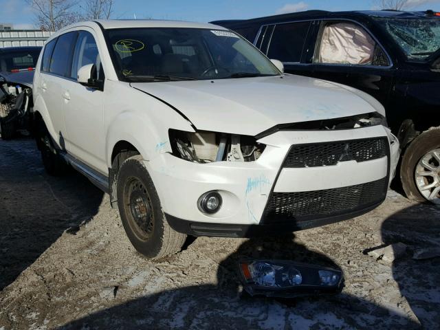 JA4JS4AX0BU037606 - 2011 MITSUBISHI OUTLANDER WHITE photo 1