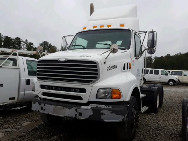 2FWJA3CV26AW47054 - 2006 STERLING TRUCK AT 9500 WHITE photo 2
