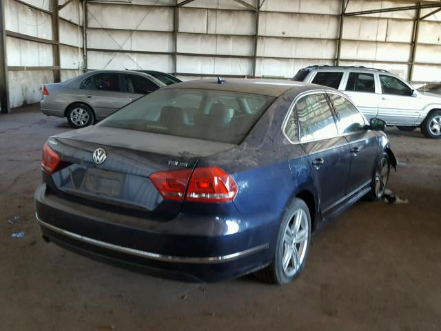 1VWBT7A3XFC035666 - 2015 VOLKSWAGEN PASSAT SE BLUE photo 4