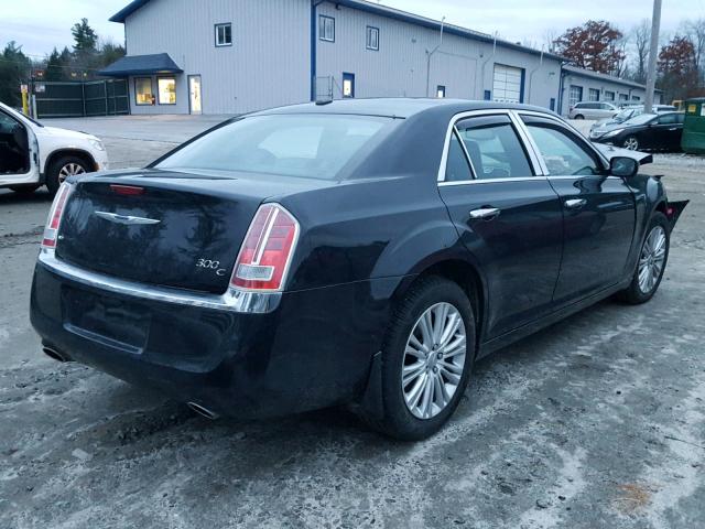 2C3CCAKT0EH303935 - 2014 CHRYSLER 300C BLACK photo 4