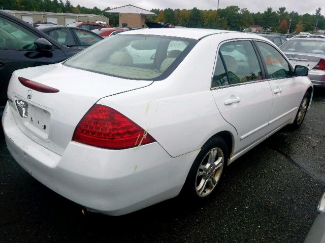 JHMCM563X7C021462 - 2007 HONDA ACCORD SE WHITE photo 4