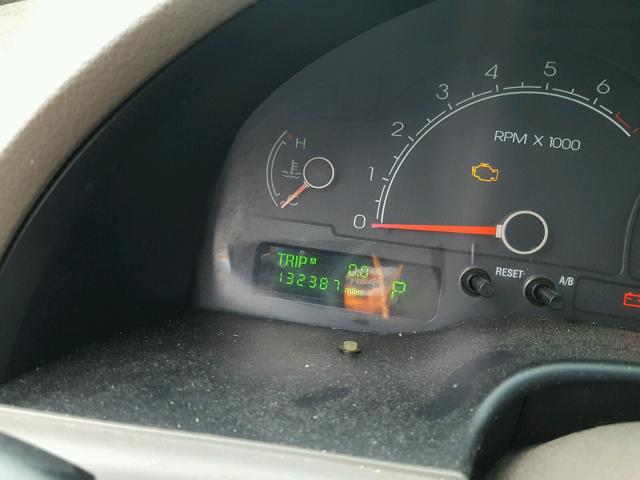 1LNHM87A04Y637929 - 2004 LINCOLN LS GREEN photo 8