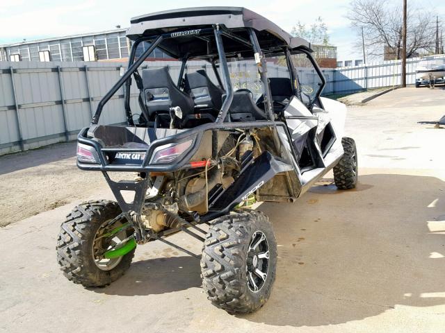 4UF16MPV9GT300956 - 2016 ARCTIC CAT WILDCAT WHITE photo 8