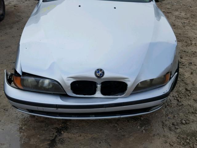 WBADP534XXBR95326 - 1999 BMW 528 IT SILVER photo 7