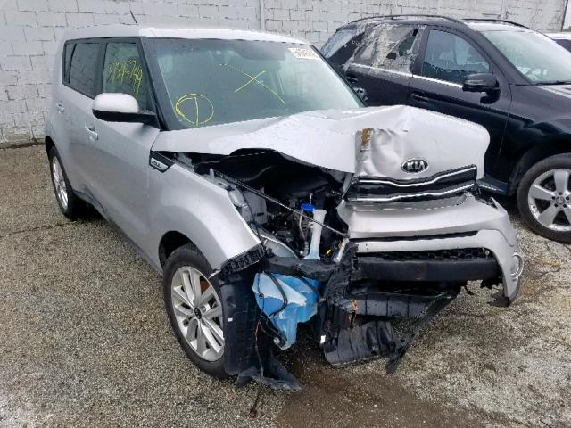 KNDJP3A51J7601843 - 2018 KIA SOUL + SILVER photo 1