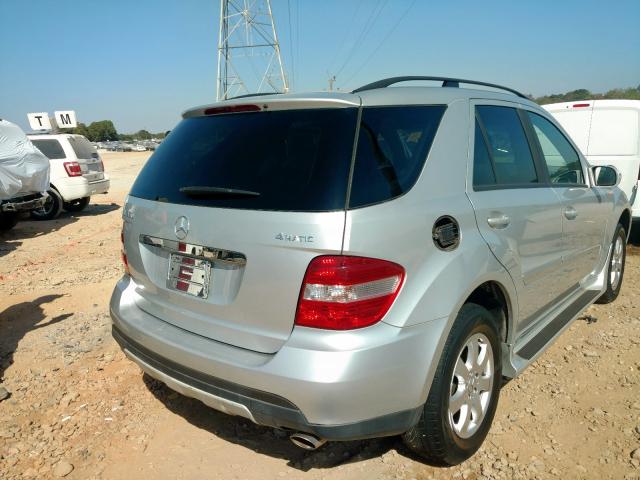 4JGBB86E16A106864 - 2006 MERCEDES-BENZ ML 350 SILVER photo 4