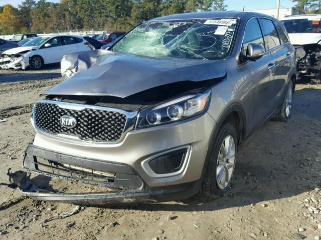 5XYPG4A38JG395986 - 2018 KIA SORENTO LX GRAY photo 2