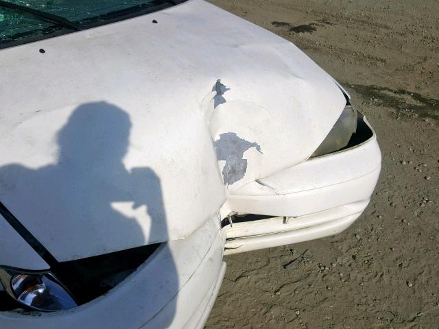 1Y1SK5285YZ423758 - 2000 CHEVROLET GEO PRIZM 白色 照片 9