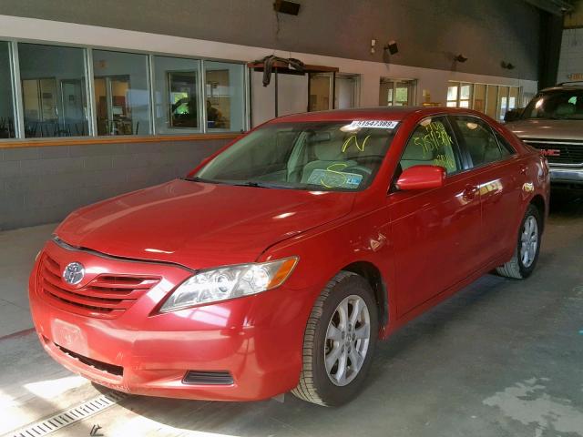 4T1BE46K27U090907 - 2007 TOYOTA CAMRY CE RED photo 2