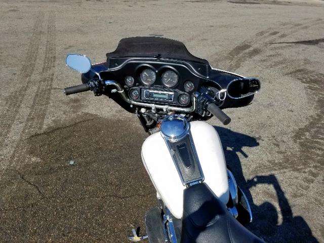 1HD1FLW173Y608851 - 2003 HARLEY-DAVIDSON FLHTCUI SH WHITE photo 5