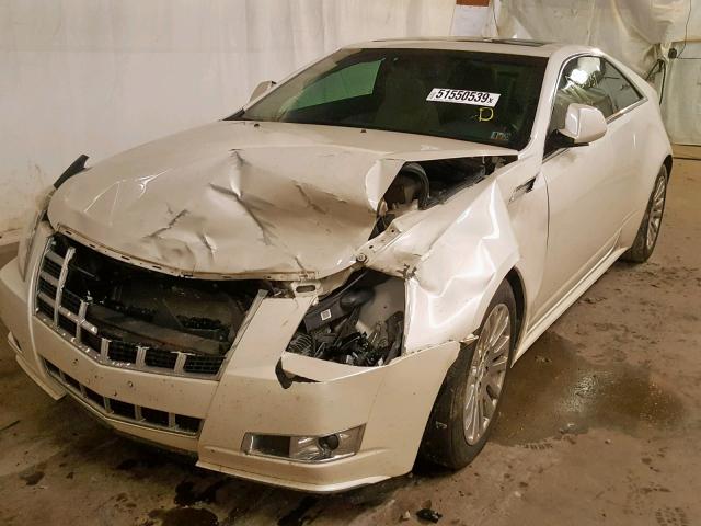 1G6DS1E32C0151367 - 2012 CADILLAC CTS PREMIU WHITE photo 2