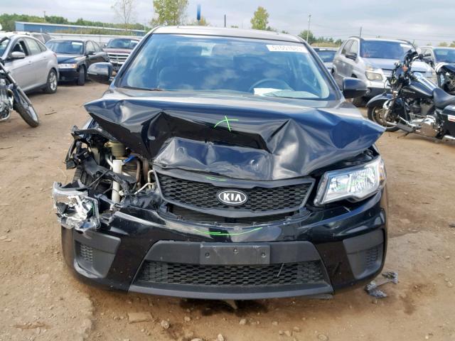 KNAFU6A25B5348400 - 2011 KIA FORTE EX BLACK photo 9