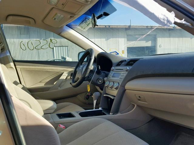 4T4BE46KX8R012236 - 2008 TOYOTA CAMRY CE GOLD photo 5