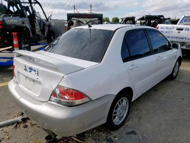 JA3AJ86E55U008466 - 2005 MITSUBISHI LANCER OZ WHITE photo 4