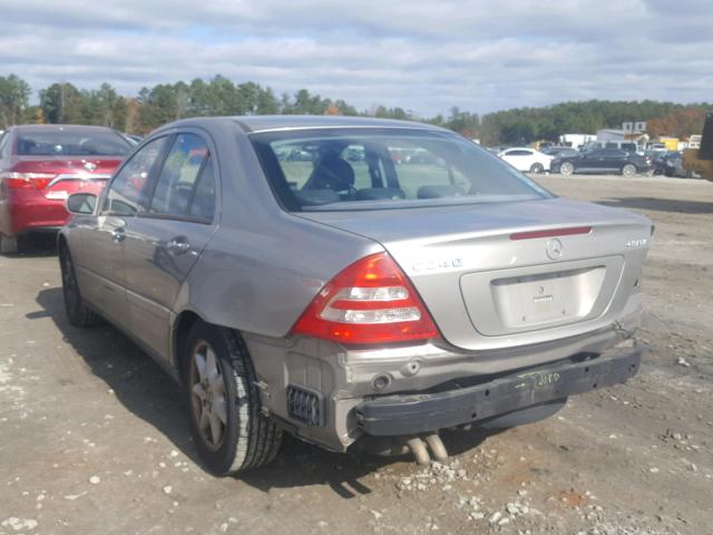 WDBRF81J14F474942 - 2004 MERCEDES-BENZ C 240 4MAT SILVER photo 3