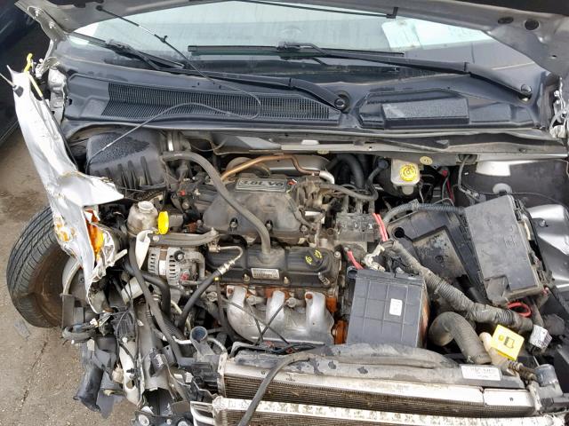 2A4RR5D1XAR230434 - 2010 CHRYSLER TOWN & COU SILVER photo 7