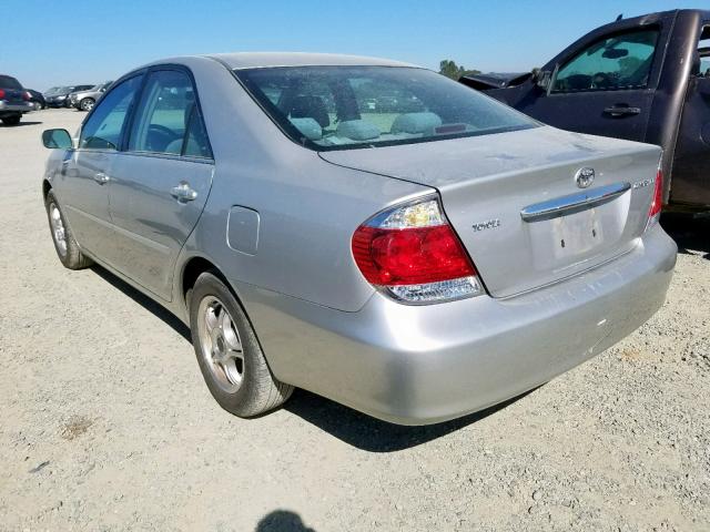 4T1BE32KX6U164086 - 2006 TOYOTA CAMRY LE SILVER photo 3