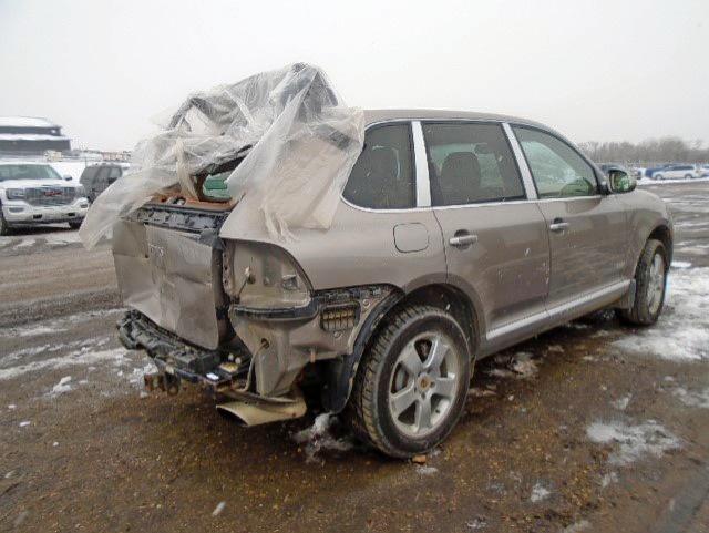 WP1AB29P95LA66027 - 2005 PORSCHE CAYENNE S SILVER photo 4