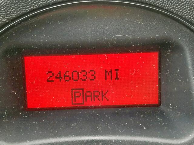 2G2WP522751346340 - 2005 PONTIAC GRAND PRIX Ոսկեգույն լուսանկար 8