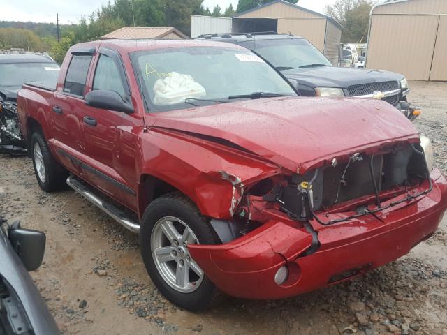 1D7HE48K27S267078 - 2007 DODGE DAKOTA QUA RED photo 1