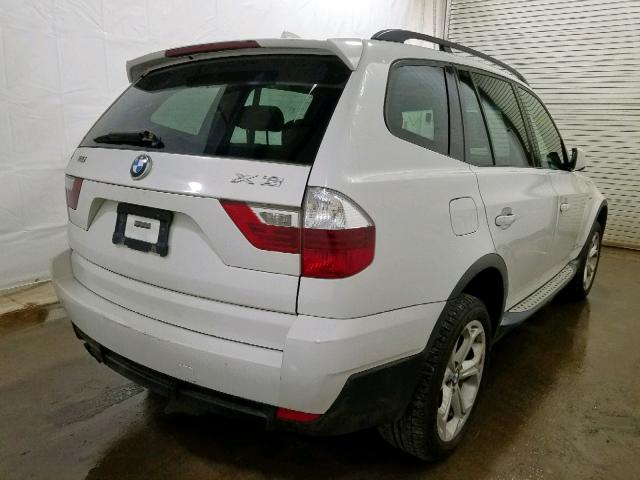 WBXPC93489WJ27651 - 2009 BMW X3 XDRIVE3 WHITE photo 4