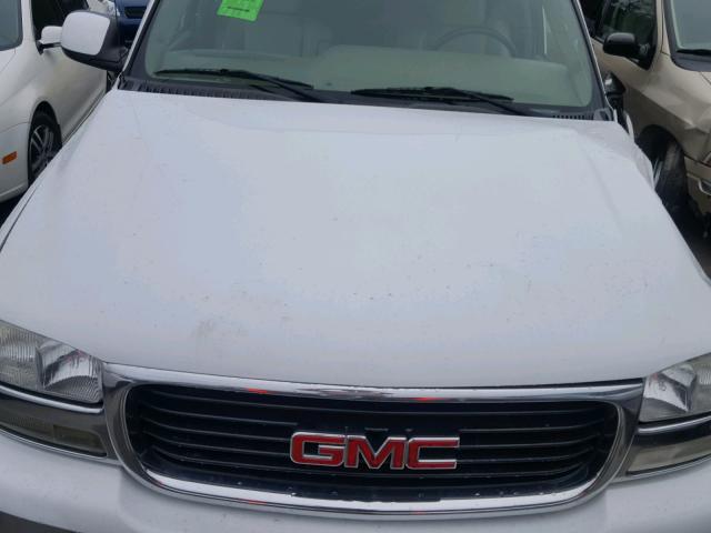 1GKEK13T65J157758 - 2005 GMC YUKON WHITE photo 7