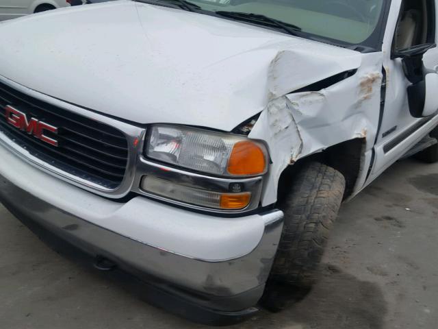 1GKEK13T65J157758 - 2005 GMC YUKON WHITE photo 9