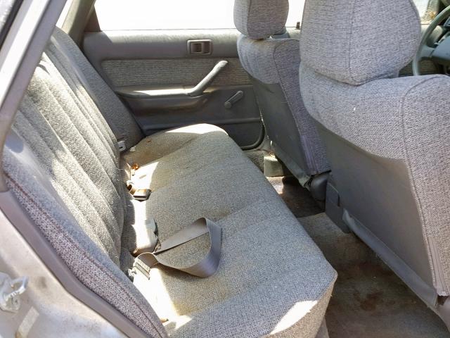 JT2SV21E0L3414939 - 1990 TOYOTA CAMRY DLX 银色 照片 6