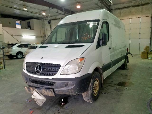 WD3PE8CB6C5677826 - 2012 MERCEDES-BENZ SPRINTER 2 WHITE photo 2