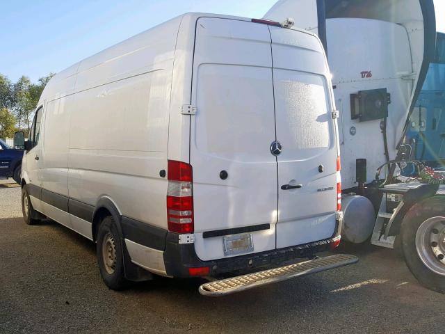 WD3PE8DB0FP122314 - 2015 MERCEDES-BENZ SPRINTER 2 WHITE photo 3