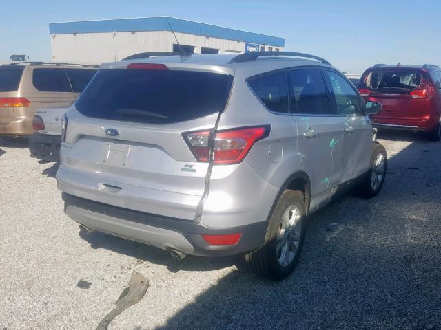 1FMCU0GD7JUB16201 - 2018 FORD ESCAPE SE GRAY photo 4