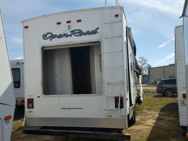 5L4FR352551006575 - 2005 OPEN 5TH WHEEL WHITE photo 4