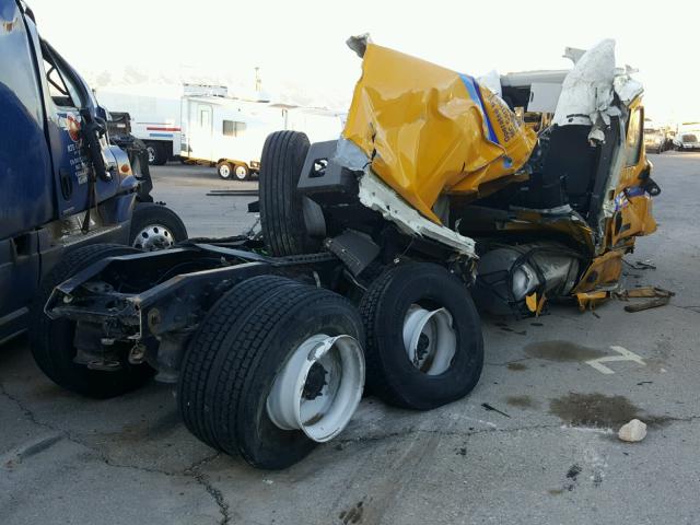 3AKJHHDR6KSKE1527 - 2019 FREIGHTLINER CASCADIA 1 YELLOW photo 4