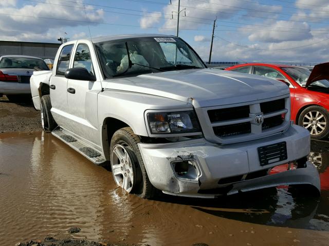 1D7RE3GK2BS525611 - 2011 DODGE DAKOTA SLT SILVER photo 1