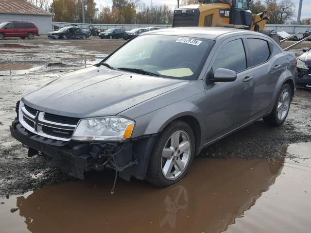 1B3BD2FG5BN621691 - 2011 DODGE AVENGER LU GRAY photo 2