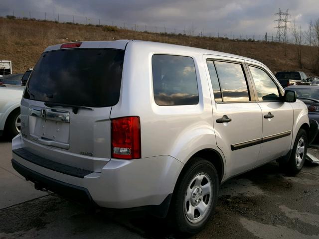 5FNYF48209B025929 - 2009 HONDA PILOT LX SILVER photo 4