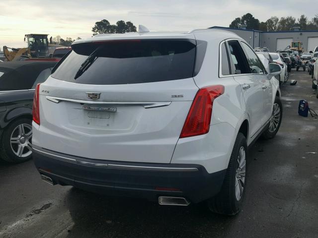 1GYKNBRS6HZ137729 - 2017 CADILLAC XT5 LUXURY WHITE photo 4