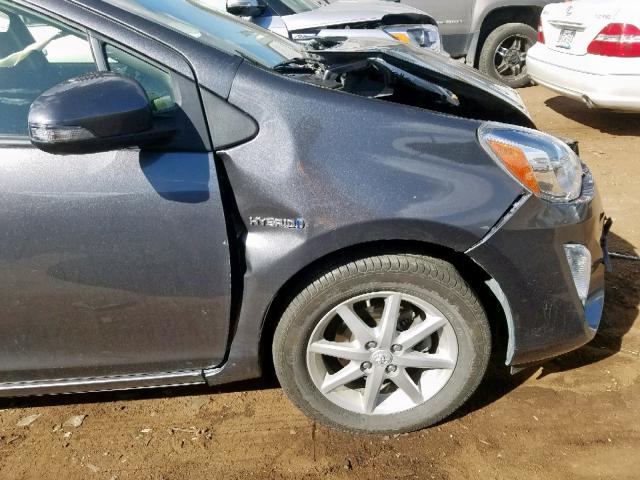 JTDKDTB30F1586448 - 2015 TOYOTA PRIUS C GRAY photo 9