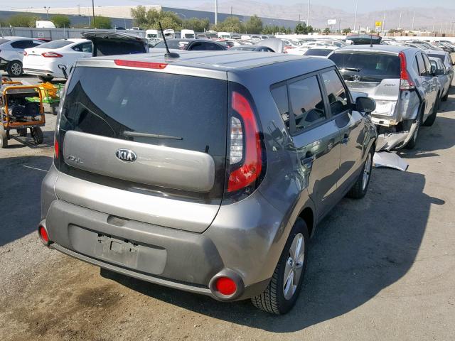 KNDJN2A25G7321812 - 2016 KIA SOUL CHARCOAL photo 4