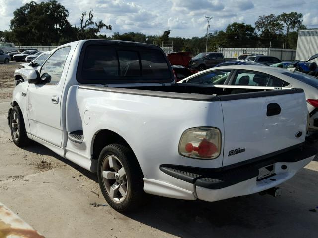 2FTZF07312CA86372 - 2002 FORD F150 SVT L WHITE photo 3