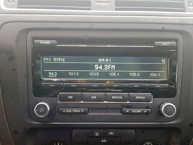 3VW1K7AJ9EM321969 - 2014 VOLKSWAGEN JETTA BASE 灰色 照片 9